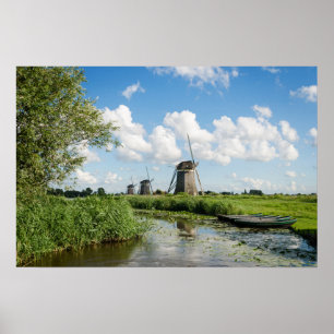Drie windmolens en een kanaal poster