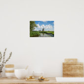 Drie windmolens en een poster van het kanaal (Keuken)