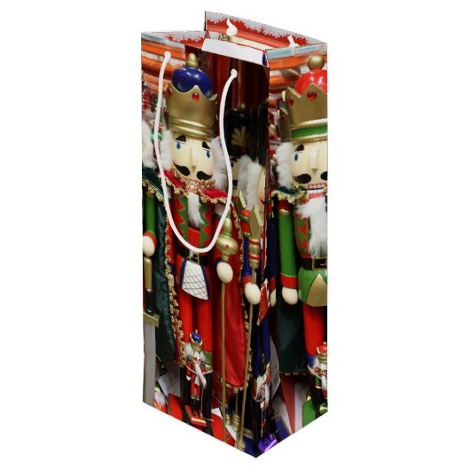 Drie Wise Crackers - Nutkraker Soldaten Wijn Cadeautas (Achterkant Gekanteld)