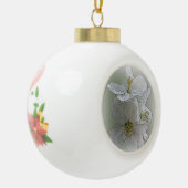 drie witte bloemen keramische bal ornament (Links)