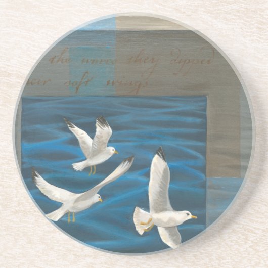 Drie witte zeegarren die over het water vliegen zandsteen onderzetter (Voorkant)