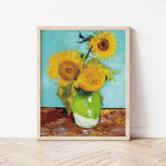 Drie zonnebloemen| Vincent Van Gogh Poster<br><div class="desc">Kunstmatige poster foto van Three Sunflower (1888) van de Nederlandse kunstenaar Vincent Van Gogh. Origineel werk is een olie op het doek die een nog leven van felgele zonnebloemen weergeeft tegen een turquoise achtergrond. Klik op Aanpassen om de grootte van het poster te wijzigen of het ontwerp aan te passen....</div>