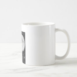 Drie zwarte katten en de maan. koffiemok