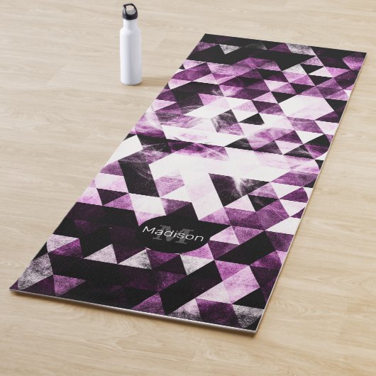 Driehoek Geometrische Vibrant Roze Monogram Yogamat (In situ)