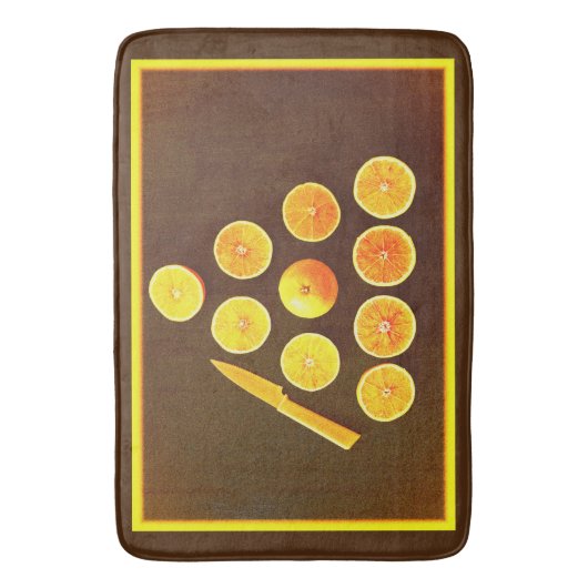 "Driehoek van halve Sinaasappels" Kutfoto. Bestel  Badmat (Voorkant Verticaal)