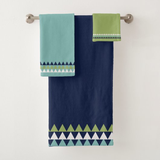 Driehoeken voor Neptune, Seashell, Green en Navy Bad Handdoek (Insitu)