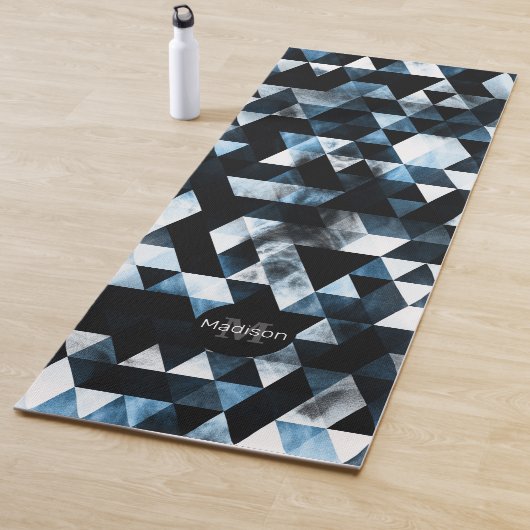 Driehoekige Geometry Blue Smoky Patroonmonogram Yogamat (In situ)