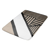 Driehoekstrepen - Taupe, zwart en wit Badmat (Gekanteld)