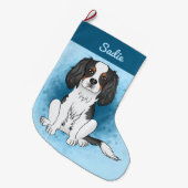 Driekleurige Cavalier King Charles Spaniel Hond Op Grote Kerstsok (Voorkant (Hangend))