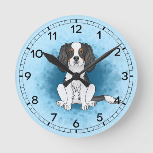 Driekleurige Cavalier King Charles Spaniel Hond Op Ronde Klok