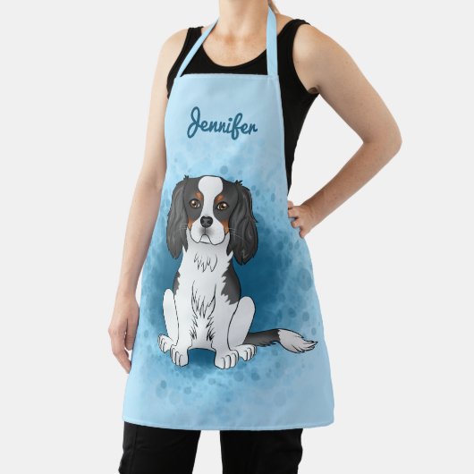 Driekleurige Cavalier King Charles Spaniel Hond Op Schort (Insitu)