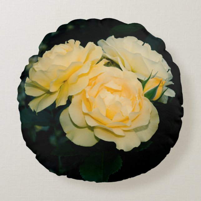 Drietal Rozen Rond Kussen (Voorkant)