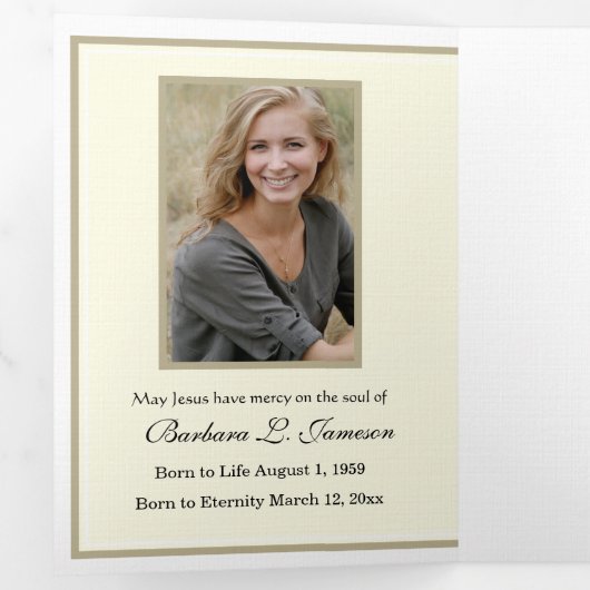 Drievoudig hart van Jezus Katholieke begrafenis Me Drieluik Kaart (Binnenzijde eerst)