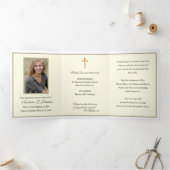 Drievoudig hart van Jezus Katholieke begrafenis Me Drieluik Kaart (Binnen)