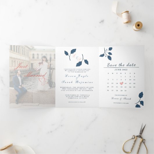 Drievoudig schrijven Vold Wedding Uitnodiging (Binnen)