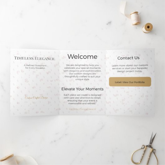 Drievoudige kaart Minimalistisch Elegant Neutraal (Binnen)