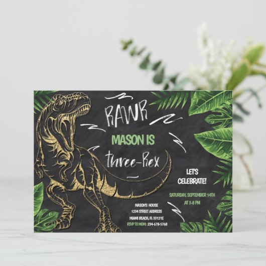 Drievoudige uitnodiging van Dinosaur Birthday (Staand voorkant)