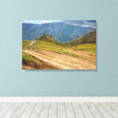 Drievuldigheidskerk Stepantsminda Kazbegi Georgia Canvas Afdruk (Insitu (Houten vloer))