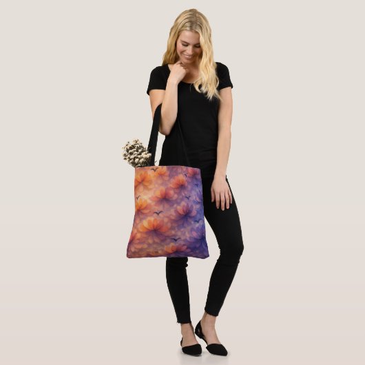 Driftlight Bloom Tote Bag (Op model)
