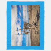 Driftwood artwork on Hokitika Beach, Nieuw-Zeeland Fleece Deken (Voorkant)