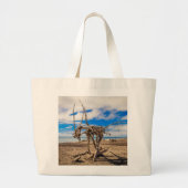 Driftwood artwork on Hokitika Beach, Nieuw-Zeeland Grote Tote Bag (Voorkant)
