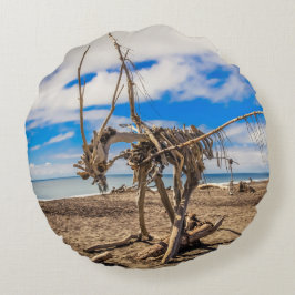 Driftwood artwork on Hokitika Beach, Nieuw-Zeeland Rond Kussen