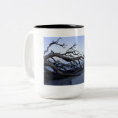 Driftwood Beach Tweekleurige Koffiemok (Voorkant links)
