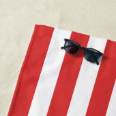 Drijven En Toasten Het Lake House Red Stripe Strandlaken (In situ)