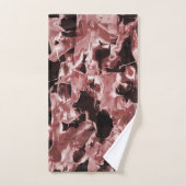 Drijvende koperen blades of rotsachtig op een donk bad handdoek (Handdoek)