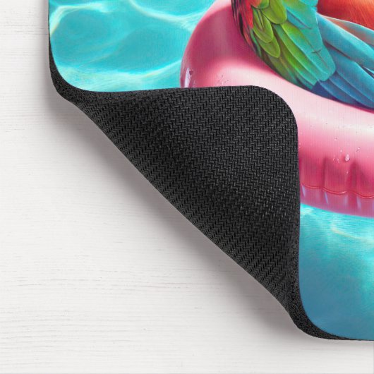 Drijvende papegaai in een zwembad muismat (Hoek)