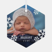 Drijvende Sneeuwvlokken Baby Foto toevoegen naam & Glas Ornament (Achterkant)
