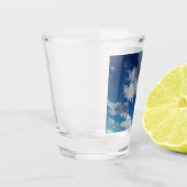 Drijvende wolken shot glas (Links)