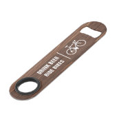Drink Beer Ride Fietsen Hout Achtergrond Fiets Speed Flessenopener (Voorkant Gekanteld)