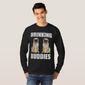 Drink Buddies Funny Pugs Gift Classic T-Shirt 3 (Voorkant volledig)