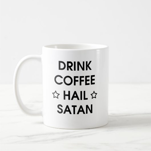 Drink Coffee en Hail Satan Funny Crazy Gift Koffiemok (Links)