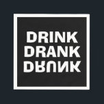 Drink Drink Drink bericht op zwarte partij Servet<br><div class="desc">Drink Drink en het werk Drink ondersteboven op deze papieren servetten. Wij shows witte doopvont op zwarte achtergrond, maar u kunt het in om het even welke achtergrondkleur, om het even welke doopvont, om het even welke doopvontkleur veranderen. Fun gift voor Vaderdag, bachelor of bachelorette party, cadeau voor het huishouden,...</div>