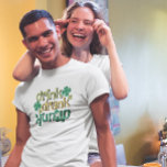 Drink Drink Drink Grappig St. Patric Tekst Ontwerp T-shirt<br><div class="desc">Drink drink drink grappig groen St. Patrick ontwerp met shamrock accenten.</div>