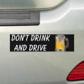 Drink en station niet bumpersticker (Op auto)