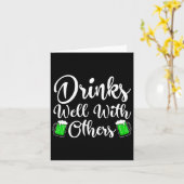Drink goed met andere St Patricks Day Drink me Kaart (Gele Bloem)