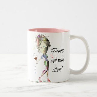 Drink goed met anderen, grappige wijnkunst tweekleurige koffiemok