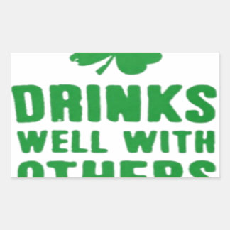 Drink goed met anderen St. Patrick's Day T-shirt Rechthoekige Sticker
