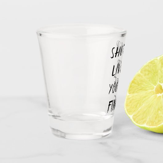Drink Humor | Zwijg Lever Joke Quote Brush Shot Glas (Links)