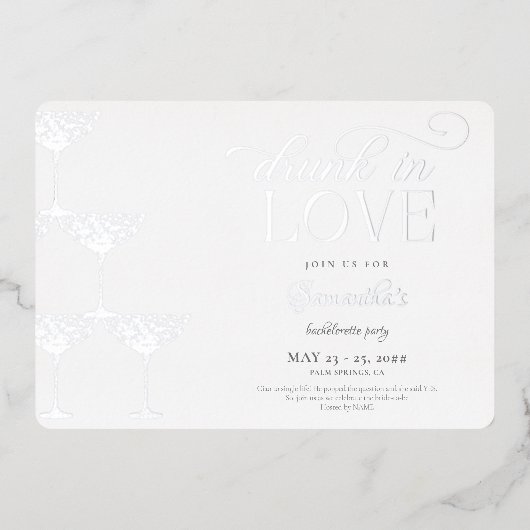 Drink in Liefde Champagne Tower Bachelorette Zilve Folie Uitnodiging (Voorkant)