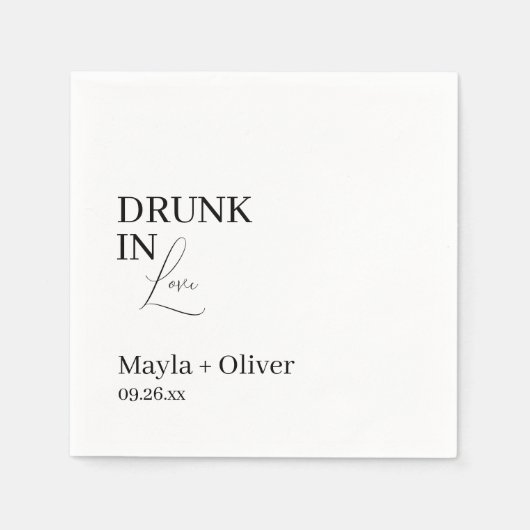 Drink in liefde en aangepaste namen bruiloft serve servet (Voorkant)