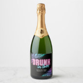 Drink in Liefde Neon Blauw & Roze Tropische Bach Sparkling Wijnetiket (Voorkant)