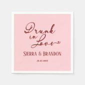Drink in liefde roze monogram bruiloft servetten (Voorkant)