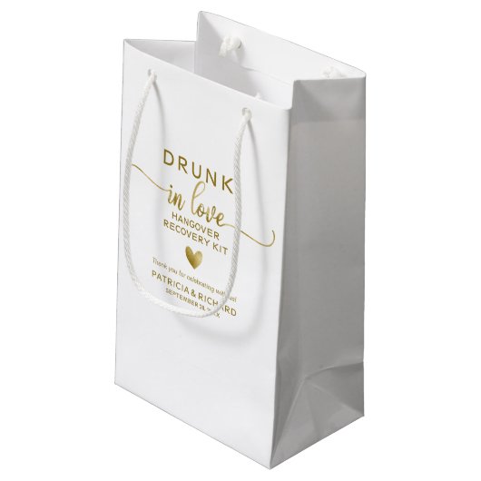 Drink in Liefde Trouwkater Kit Kleine Gift Bag Klein Cadeauzakje (Achterkant Gekanteld)