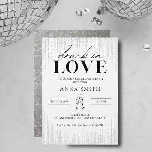 Drink in Love Bachelorette Party Invitation Kaart
