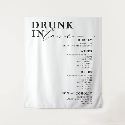 Drink in Love Black White WedBar Menu Sign Wandkleed (Voorkant)