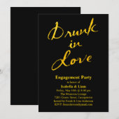 Drink in Love Engagement Party Invitation Gold Kaart (Voorkant / Achterkant)